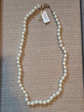 Park Lane Pearl Strand Necklace - Ivory Pearls with Gold Chain